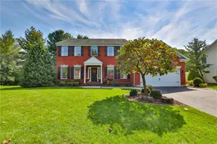 4295 Kathi Dr, Bethlehem City, PA 18017 - Photo 2