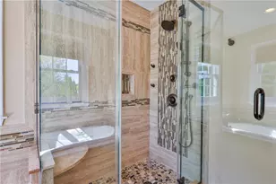 4295 Kathi Dr, Bethlehem City, PA 18017 - Photo 44