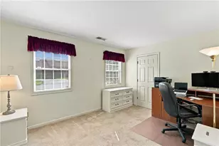 5781 Whitemarsh Dr, Lower Macungie Township, PA 18062 - Photo 30