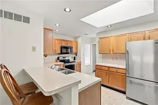 5781 Whitemarsh Dr, Lower Macungie Township, PA 18062 - Photo 20