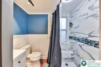 2046 Freemansburg Avenue, Wilson Boro, PA 18042 - Photo 30