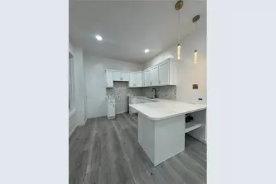 30 N Madison Street, Allentown City, PA 18102 - Photo 4