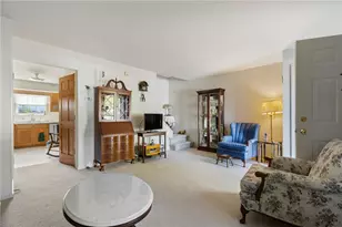 4930 Shawnee Ct, North Whitehall Township, PA 18078 - Photo 12