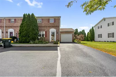 4930 Shawnee Court, North Whitehall Township, PA 18078 - Photo 2