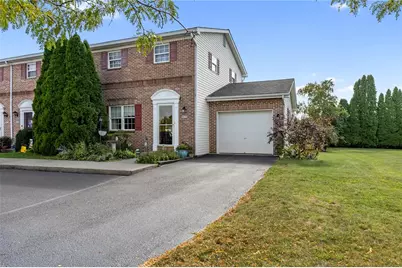 4930 Shawnee Court, North Whitehall Township, PA 18078 - Photo 4