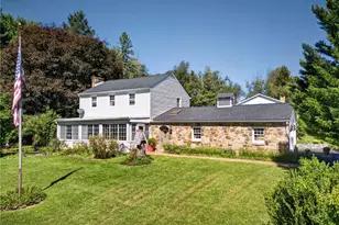 745 Gottwald Dr, Salisbury Township, PA 18015 - Photo 2
