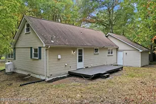 118 Buckhill Rd, Penn Forrest, PA 18210 - Photo 12