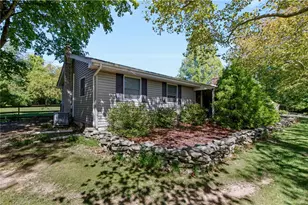 1135 Oak Ridge Ln, Moore Township, PA 18038 - Photo 36