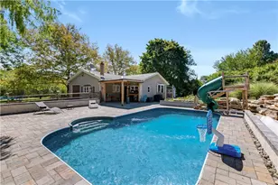 1135 Oak Ridge Ln, Moore Township, PA 18038 - Photo 32