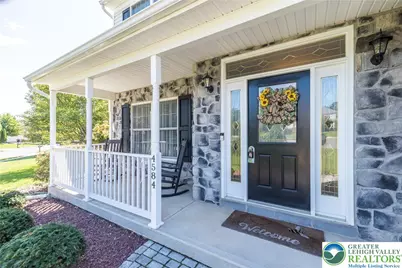 4584 Shadowstone Drive, Easton, PA 18040 - Photo 4