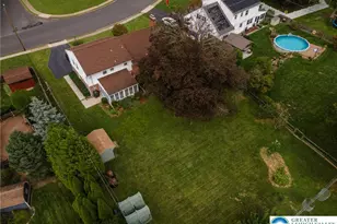 924 Liberty St, Emmaus Boro, PA 18049 - Photo 2