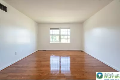 932 Pennsylvania Street, Whitehall Township, PA 18052 - Photo 24