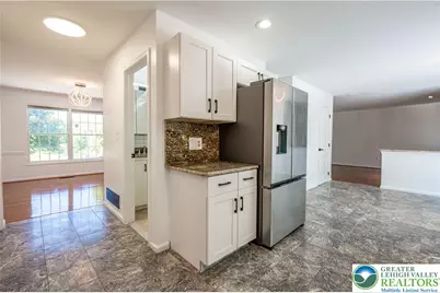 932 Pennsylvania Street, Whitehall Township, PA 18052 - Photo 6