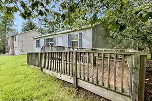6372 Baltic Ave, Coolbaugh Twp, PA 18466 - Photo 2