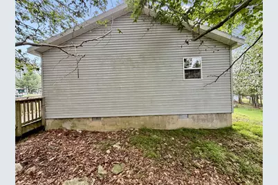 6372 Baltic Avenue, Coolbaugh Twp, PA 18466 - Photo 6