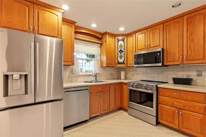 1304 Dalehurst Drive, Bethlehem City, PA 18018 - Photo 12