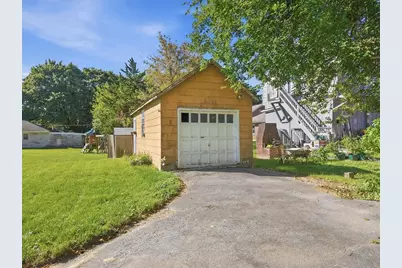 170 S New Street, Nazareth Boro, PA 18064 - Photo 38