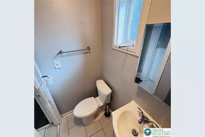 1154 Washington #1, Easton, PA 18042 - Photo 4