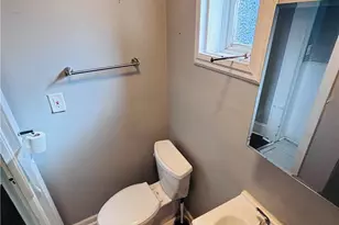 1154 Washington, Easton, PA 18042 - Photo 4