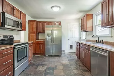 1884 Reading Drive, Lower Saucon Township, PA 18015 - Photo 6