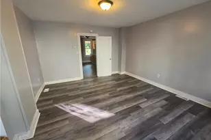 219 N Hall St, Allentown City, PA 18102 - Photo 2