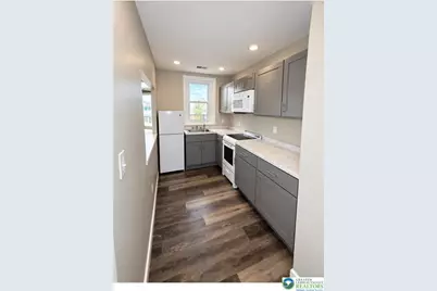 1142 W Hamilton Street #2F, Allentown City, PA 18101 - Photo 4