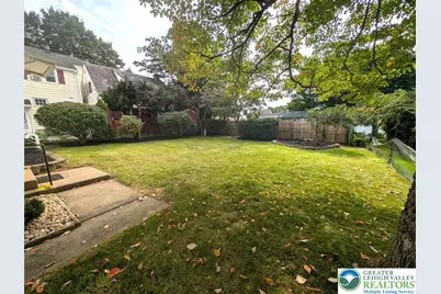 2198 Focht Avenue, Bethlehem City, PA 18015 - Photo 18