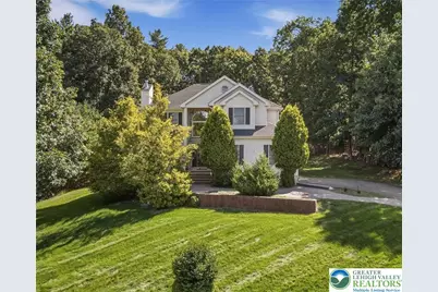 148 Arbor Way, Stroudsburg, PA 18360 - Photo 2