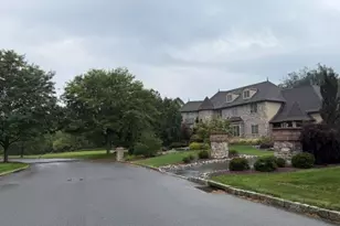 3605 Manor Rd, Bethlehem Township, PA 18020 - Photo 1