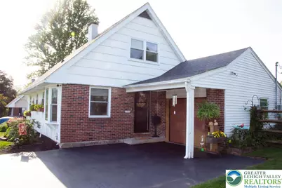 3427 Gail Lane, Whitehall Township, PA 18052 - Photo 2