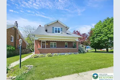 82 Front Street, Roseto, PA 18013 - Photo 2