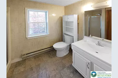 82 Front Street, Roseto, PA 18013 - Photo 12