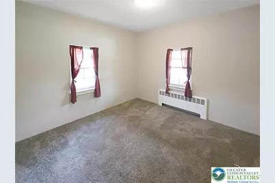 82 Front Street, Roseto, PA 18013 - Photo 18