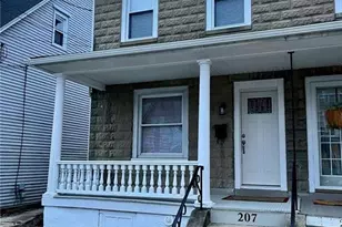 207 N Schanck Ave, Pen Argyl Boro, PA 18072 - Photo 2