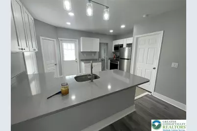 207 N Schanck Avenue, Pen Argyl Boro, PA 18072 - Photo 4