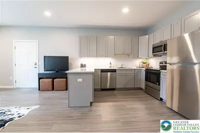 948 N Front Street #B-5, Allentown City, PA 18102 - Photo 8