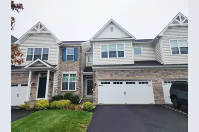 524 Gray Feather Way, Upper Macungie Township, PA 18104 - Photo 2