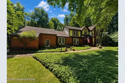 5333 Hickory Circle, Stroudsburg, PA 18360 - Photo 2