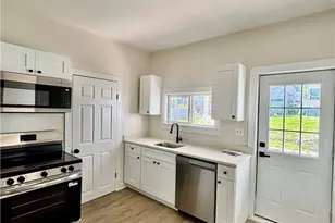 438 Market St, Bangor, PA 18013 - Photo 6