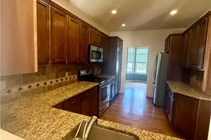 50 S Hillside Ct, Easton, PA 18045 - Photo 4