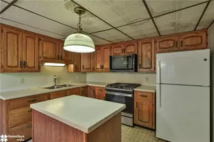 808 Engler Rd, Plainfield Township, PA 18064 - Photo 4