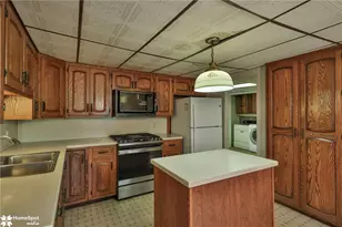 808 Engler Rd, Plainfield Township, PA 18064 - Photo 6