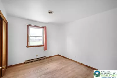 467 W Locust Lane, Lower Nazareth Twp, PA 18064 - Photo 18