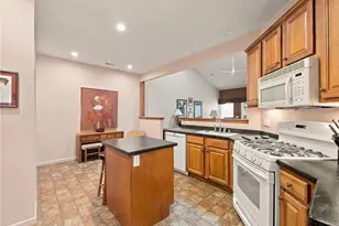 2673 Terrwood Dr W, Lower Macungie Township, PA 18062 - Photo 12