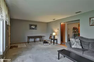 907 Barbara Dr, Coplay Boro, PA 18037 - Photo 12