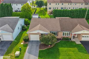 907 Barbara Dr, Coplay Boro, PA 18037 - Photo 2
