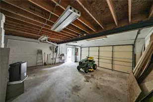 335 Shady Oaks Dr E, Ross Twp, PA 18353 - Photo 22