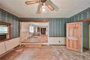 335 Shady Oaks Dr E, Ross Twp, PA 18353 - Photo 14