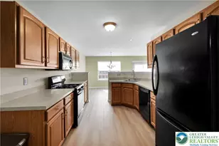 6835 Lincoln Dr, Lower Macungie Township, PA 18062 - Photo 10