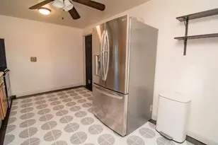 735 2nd Ave, Bethlehem City, PA 18018 - Photo 6